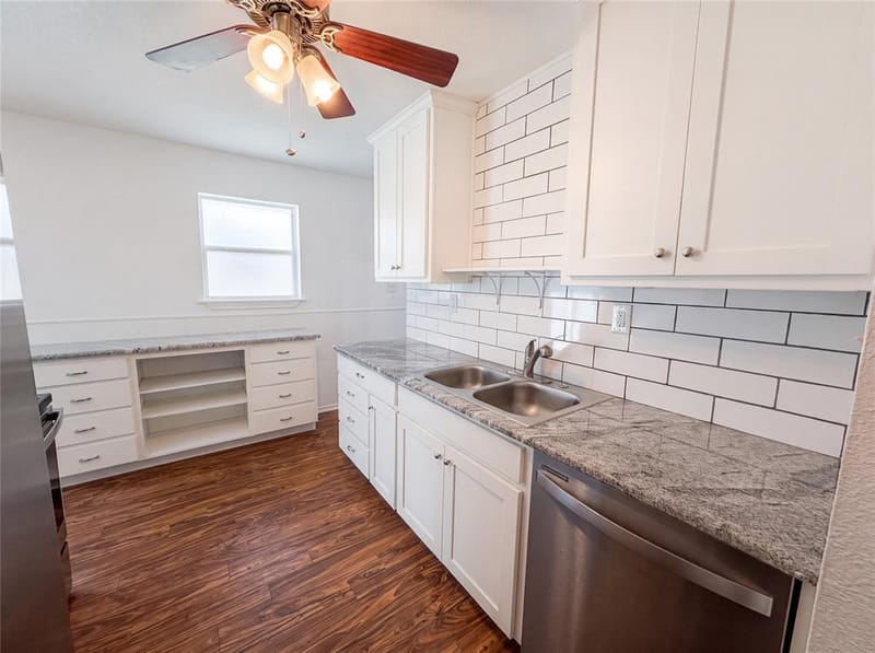 400 Causeway View, Seven Points TX 75143 - Photo 8