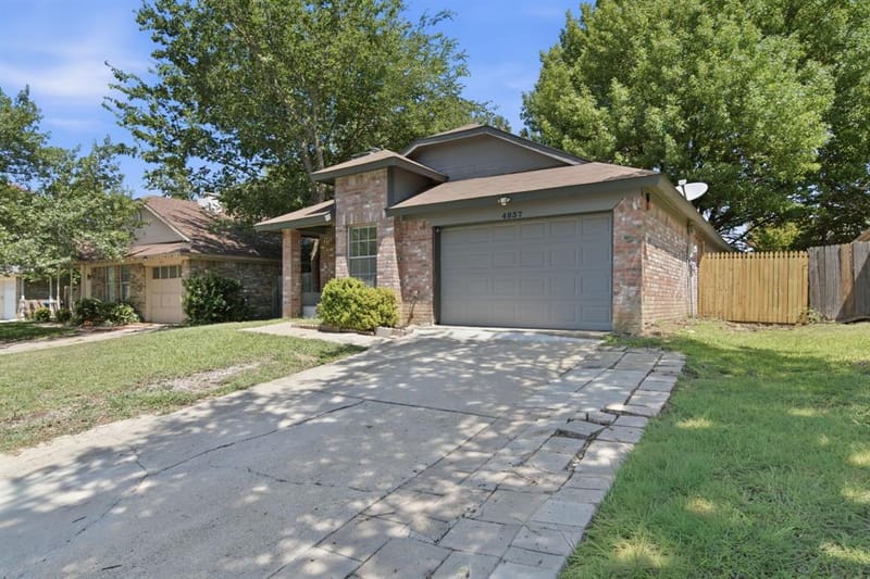 4837 Thistledown Drive, Fort Worth TX 76137 - Photo 3