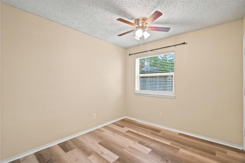 4837 Thistledown Drive, Fort Worth TX 76137 - Photo 14