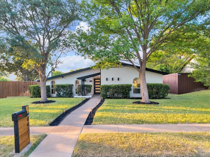 6631 Hunters Ridge Drive, Dallas TX 75248 - Photo 6