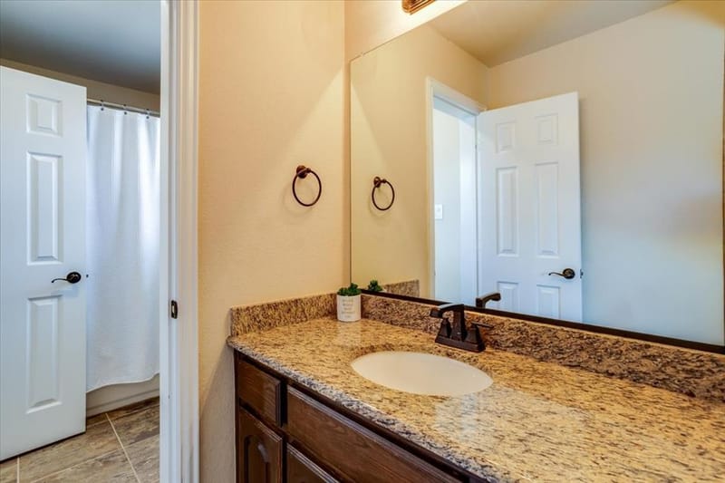 303 Fountain Creek Court, Ovilla TX 75154 - Photo 26