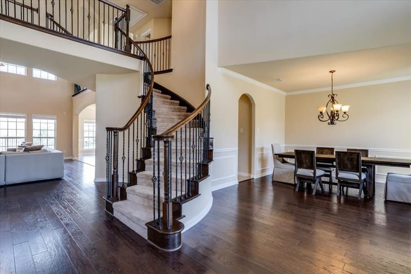 303 Fountain Creek Court, Ovilla TX 75154 - Photo 9