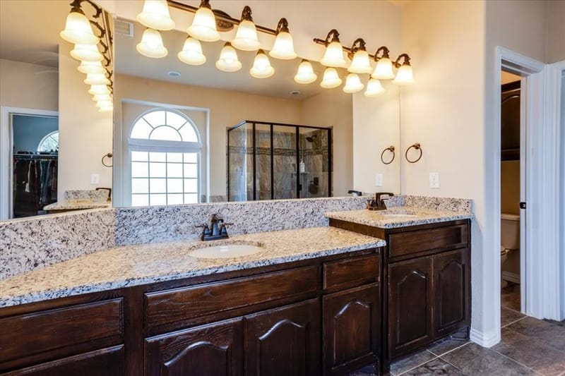 303 Fountain Creek Court, Ovilla TX 75154 - Photo 18