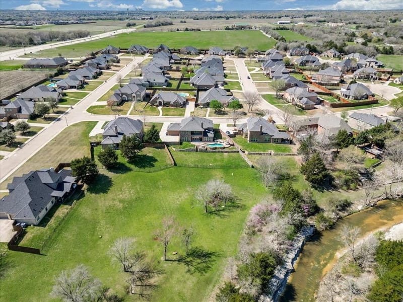 303 Fountain Creek Court, Ovilla TX 75154 - Photo 35