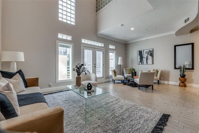 4040 Avondale Avenue # 402, Dallas TX 75219 - Photo 4