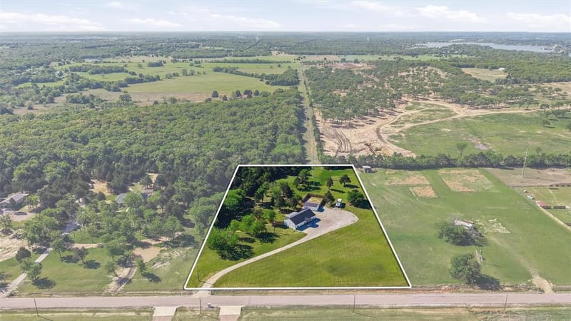 210 County Road 2184, Gainesville TX 76240