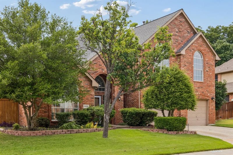 5426 Mill Run Drive, McKinney TX 75072 - Photo 2