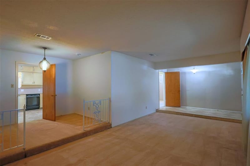 7601 Trimble Drive, Fort Worth TX 76134 - Photo 6