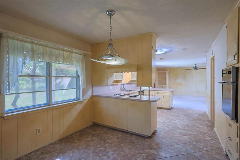 7601 Trimble Drive, Fort Worth TX 76134 - Photo 12