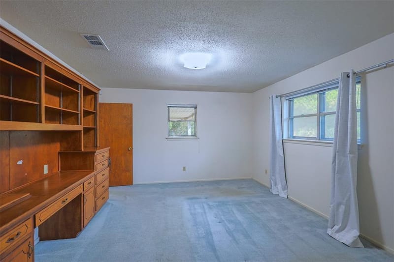 7601 Trimble Drive, Fort Worth TX 76134 - Photo 19