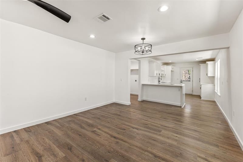 2911 S Denley, Dallas TX 75216 - Photo 12
