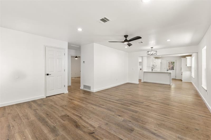 2911 S Denley, Dallas TX 75216 - Photo 9
