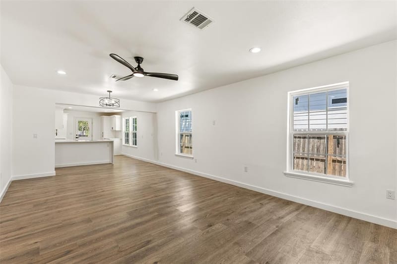 2911 S Denley, Dallas TX 75216 - Photo 10