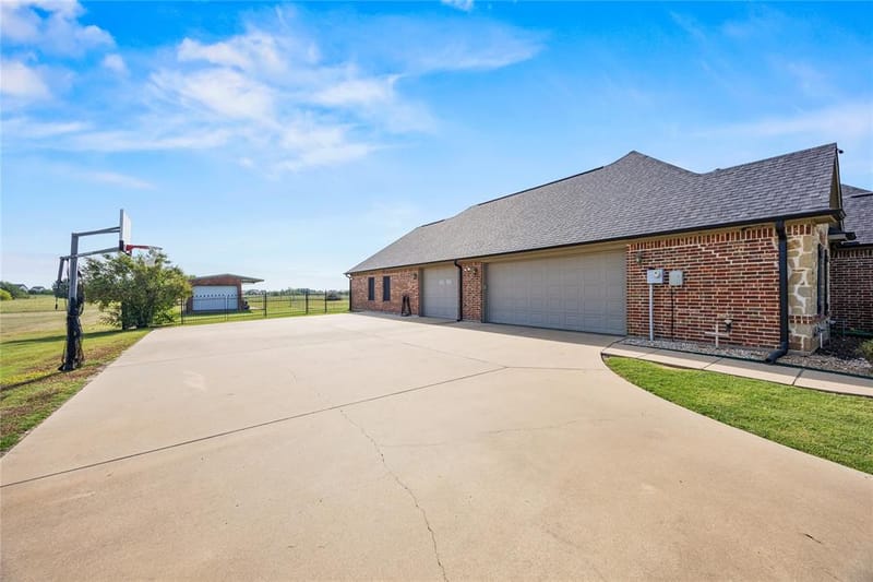 1354 Shadow Lakes Drive, Wills Point TX 75169 - Photo 23