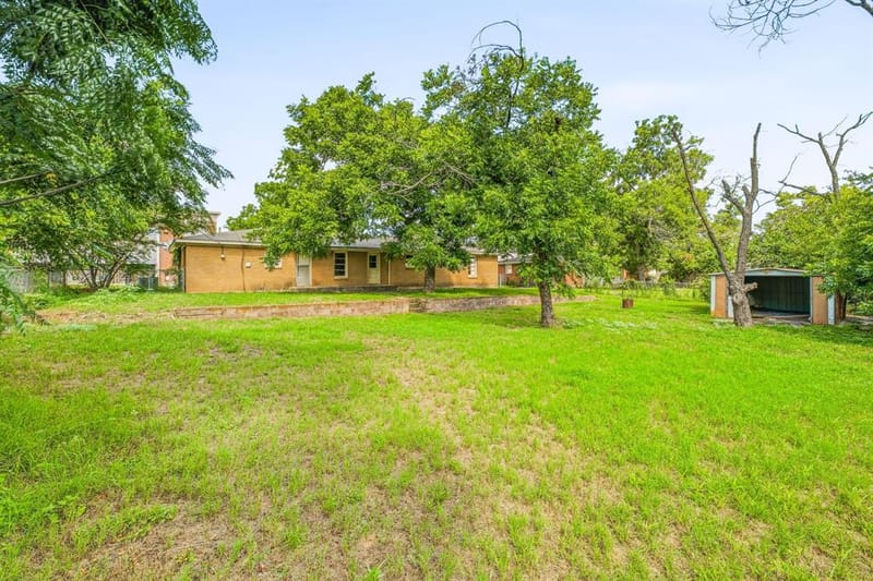 594 N Harbin Drive, Stephenville TX 76401 - Photo 6