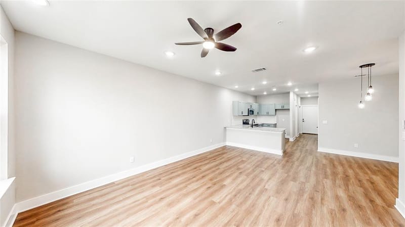 3709 Bonnie Brae Street, Denton TX 76226 - Photo 7