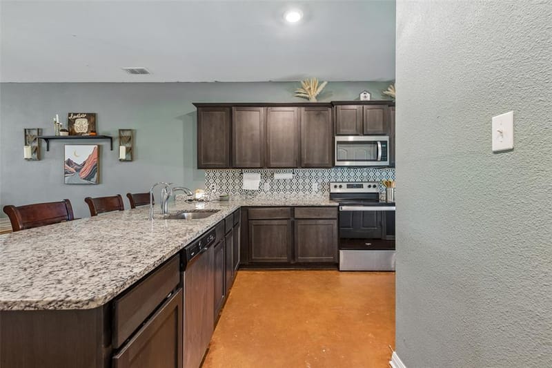 148 Bandana Circle, Newark TX 76071 - Photo 7