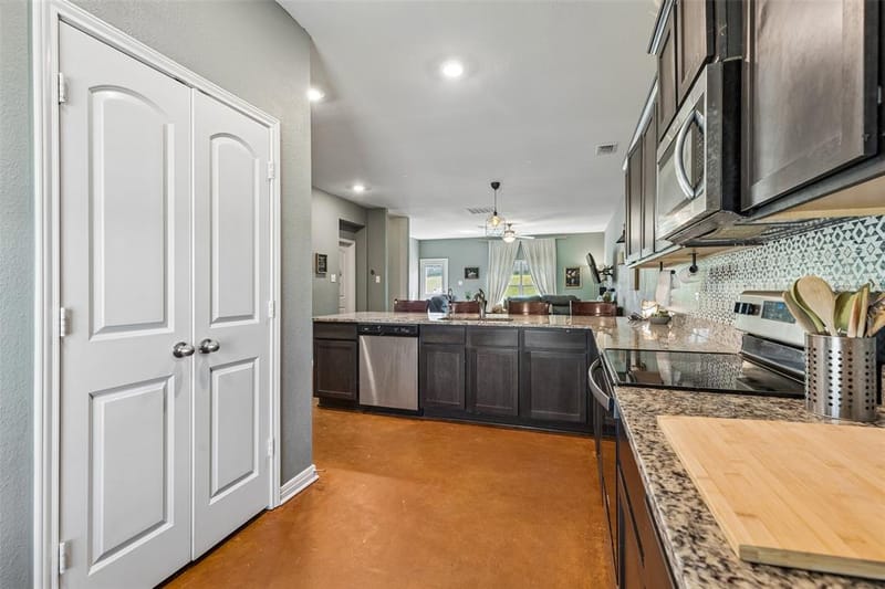 148 Bandana Circle, Newark TX 76071 - Photo 8