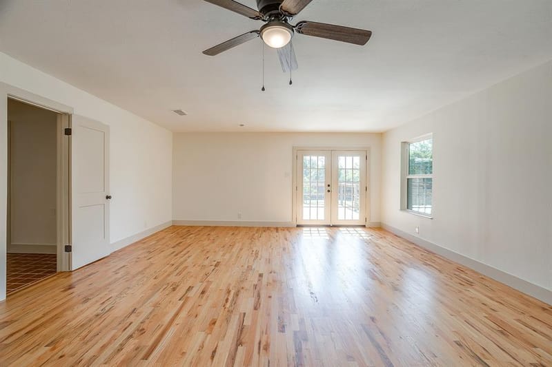 6301 Greenfield Road, Fort Worth TX 76135 - Photo 10