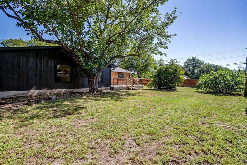 6301 Greenfield Road, Fort Worth TX 76135 - Photo 25
