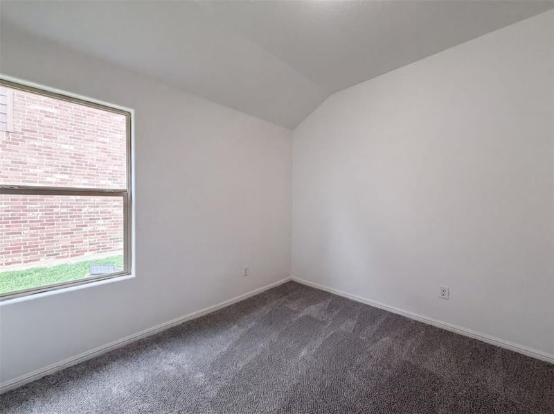 748 Wylie Street, Crowley TX 76036 - Photo 12