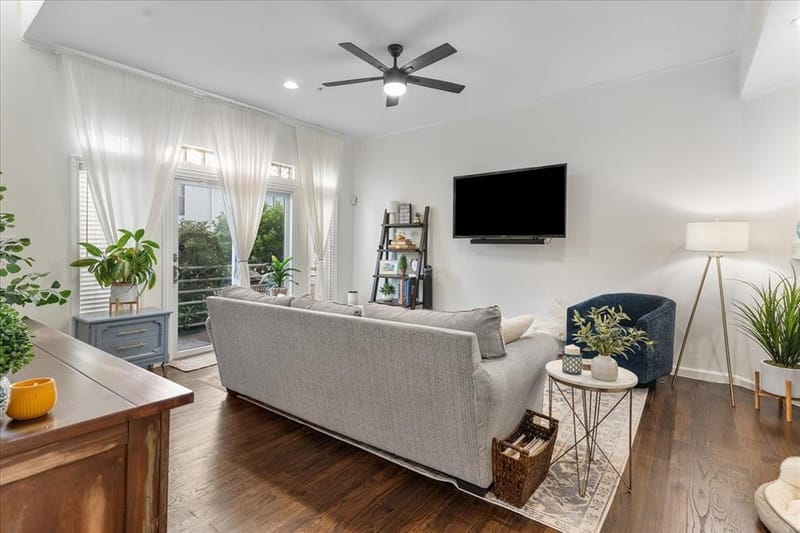 4040 Avondale Avenue # 405, Dallas TX 75219 - Photo 17