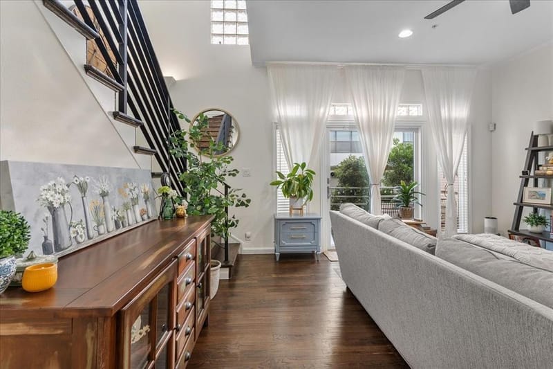 4040 Avondale Avenue # 405, Dallas TX 75219 - Photo 15
