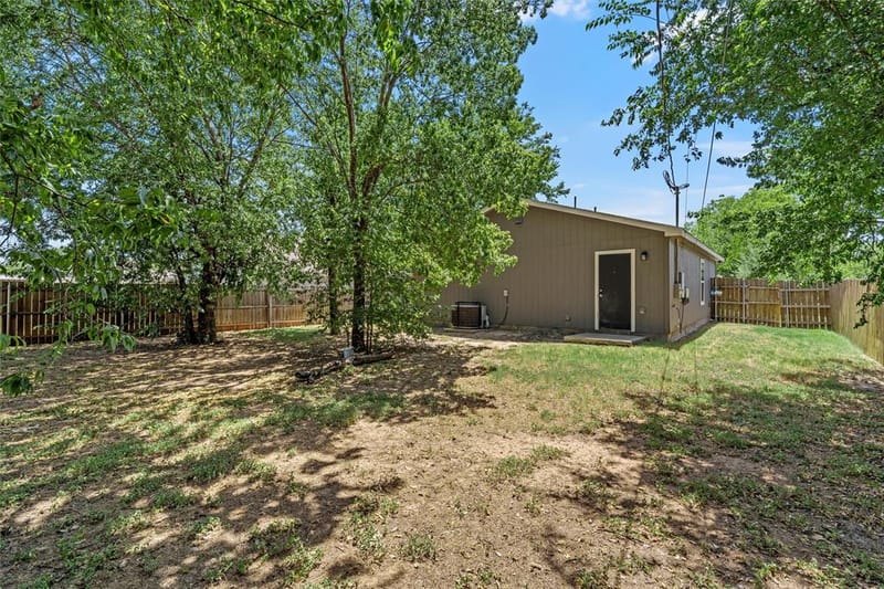 2724 Sarah Street, Waco TX 76706 - Photo 23