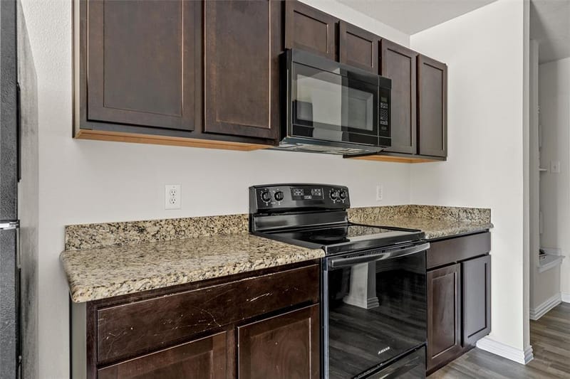 2724 Sarah Street, Waco TX 76706 - Photo 12
