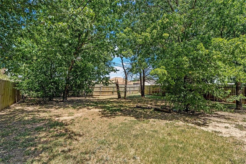 2724 Sarah Street, Waco TX 76706 - Photo 22