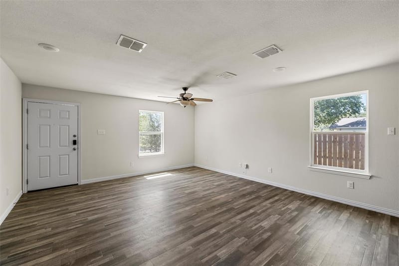 2724 Sarah Street, Waco TX 76706 - Photo 7