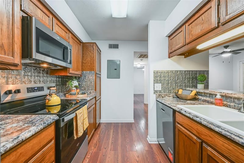 3210 S Fielder Road # 211, Arlington TX 76015 - Photo 14