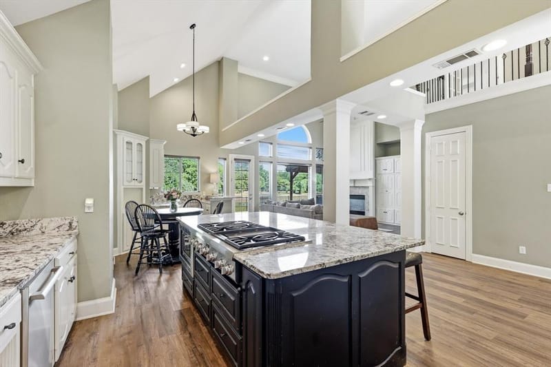 728 Castle Creek Drive, Coppell TX 75019 - Photo 12