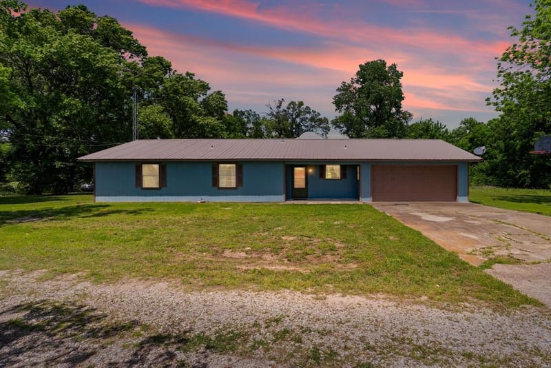 450 RS County Road 4480, Point TX 75472