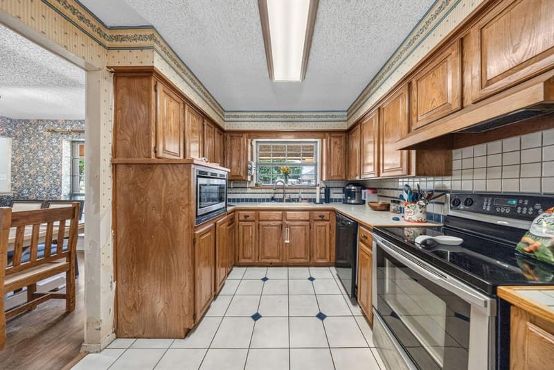 1223 Heather Street, Grapevine TX 76051 - Photo 13