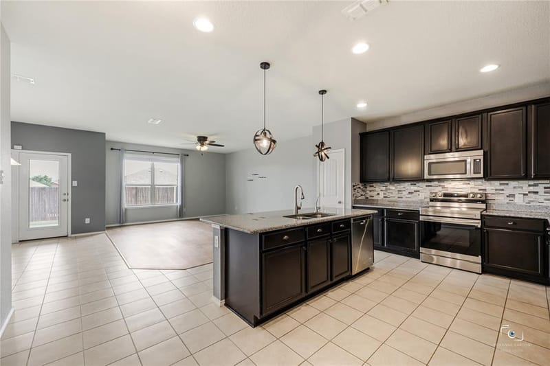 3428 Wavecrest Lane, Denton TX 76208 - Photo 9