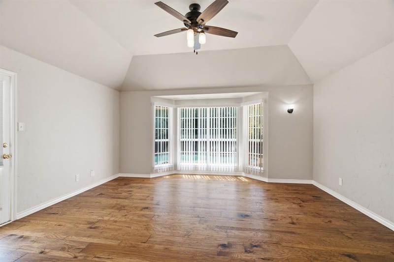 8417 Castle Creek Road, North Richland Hills TX 76182 - Photo 28