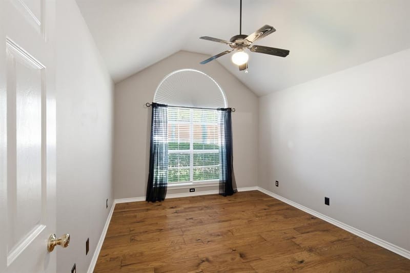 8417 Castle Creek Road, North Richland Hills TX 76182 - Photo 20