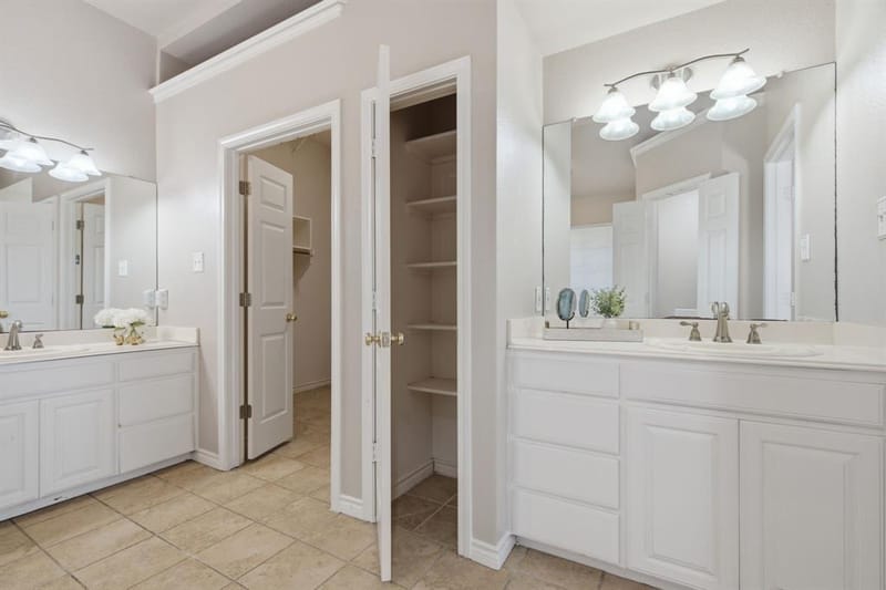 8417 Castle Creek Road, North Richland Hills TX 76182 - Photo 31