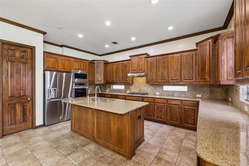 2655 Waterfront Drive, Grand Prairie TX 75054 - Photo 10