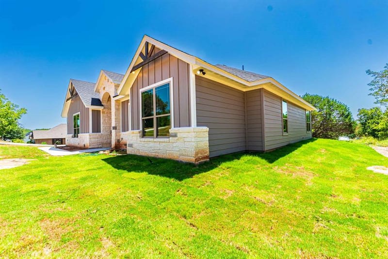 1017 Mojave Trail, Granbury TX 76048 - Photo 2