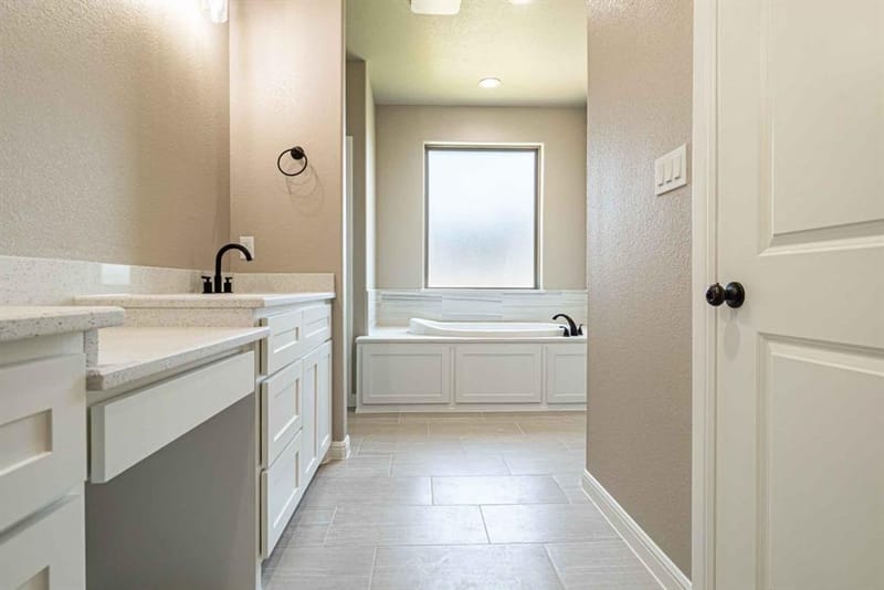 1017 Mojave Trail, Granbury TX 76048 - Photo 16