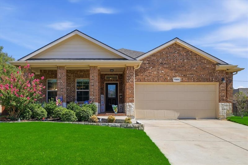 5901 Glenwood Drive, Denton TX 76208