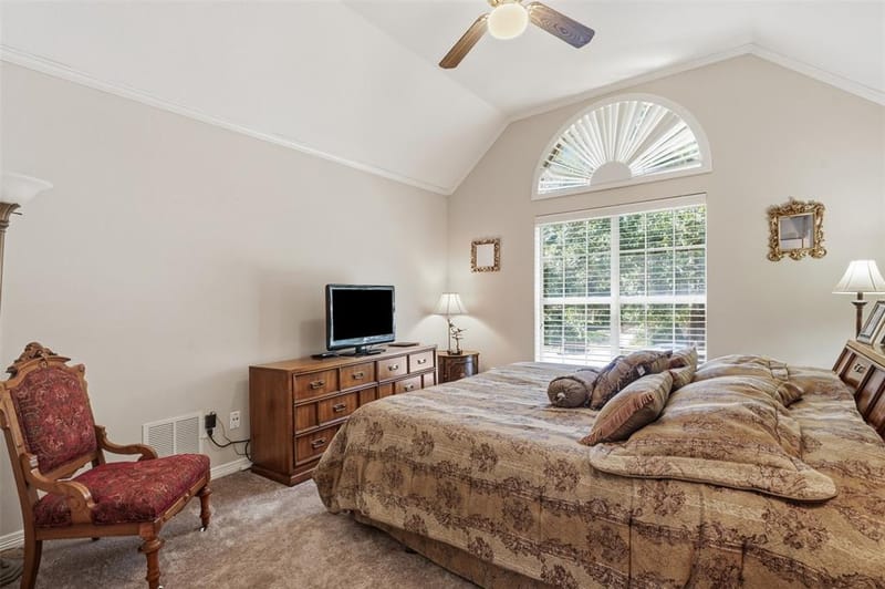 6009 Wallace Meadows Court, Arlington TX 76001 - Photo 26