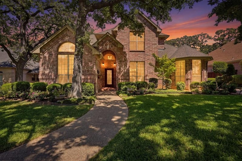 6009 Wallace Meadows Court, Arlington TX 76001