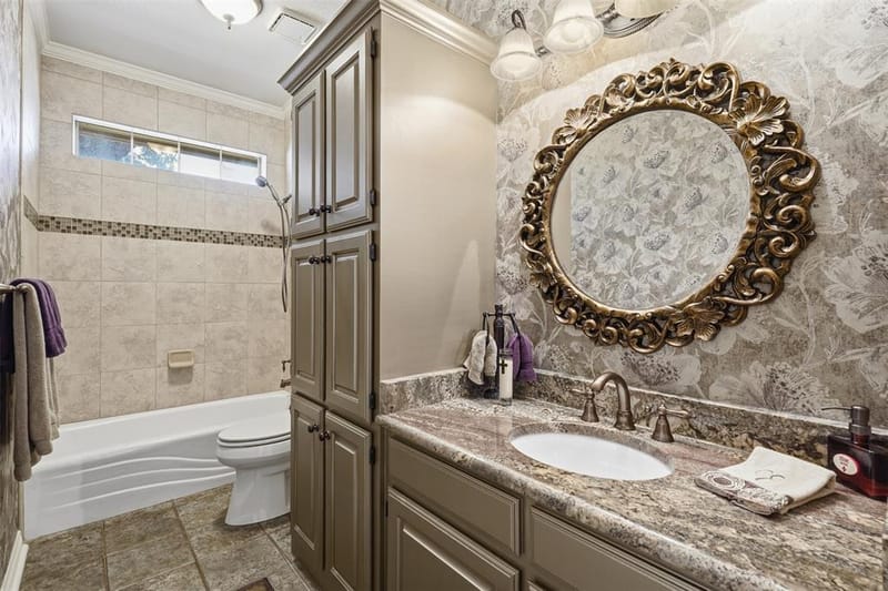 6009 Wallace Meadows Court, Arlington TX 76001 - Photo 18