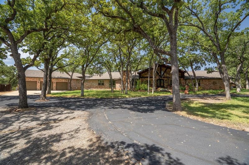 1011 Thornridge Court, Argyle TX 76226 - Photo 3