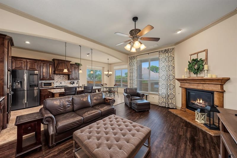 1218 Thistle Hill Trail, Weatherford TX 76087 - Photo 8