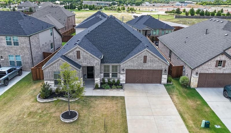 2405 Hitchford Street, Midlothian TX 76065 - Photo 3