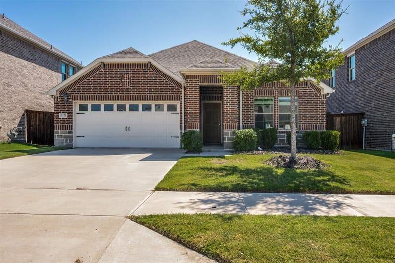 5529 Baker Creek Road, Fort Worth TX 76126